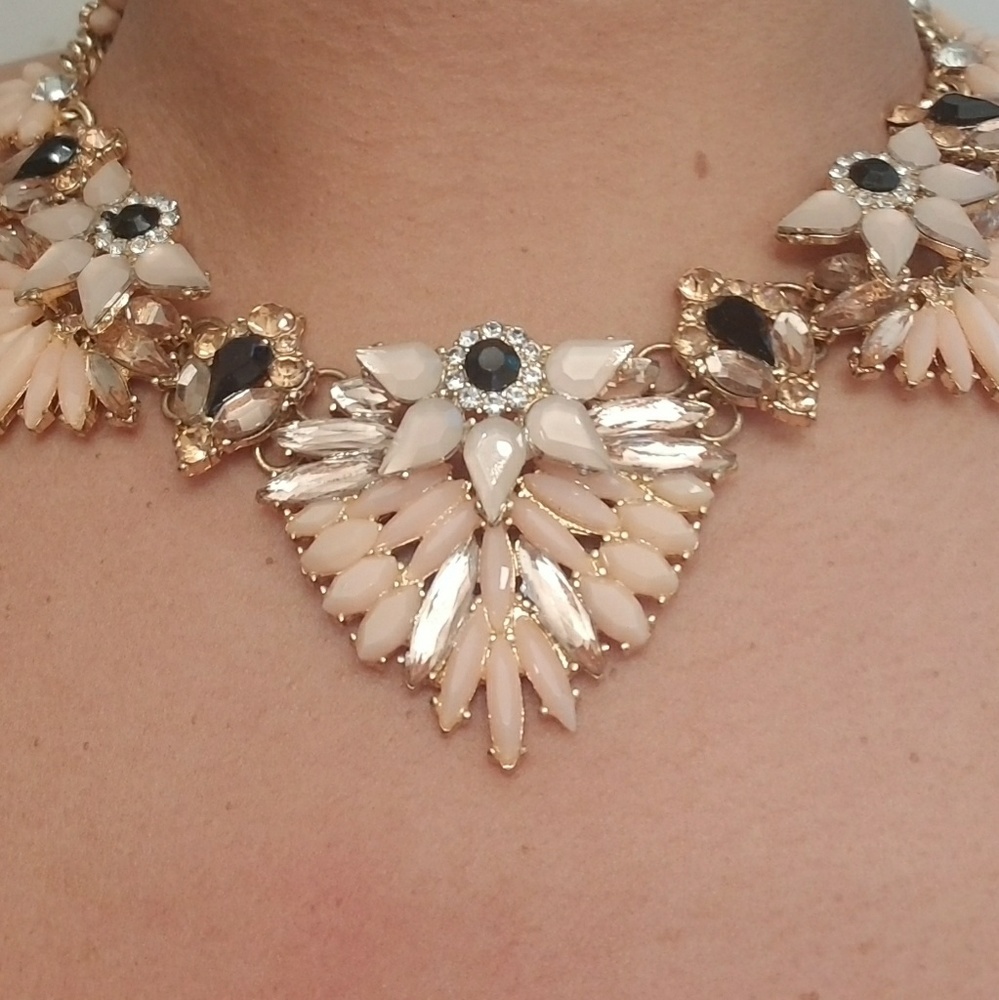 Statement necklace - Picture 2 of 2